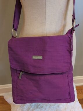 Baggallini Pocket Town Crossbody Bag